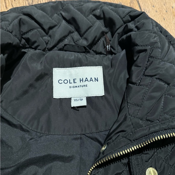 Cole Haan Puffer Jacket. XS - Picture 4 of 6